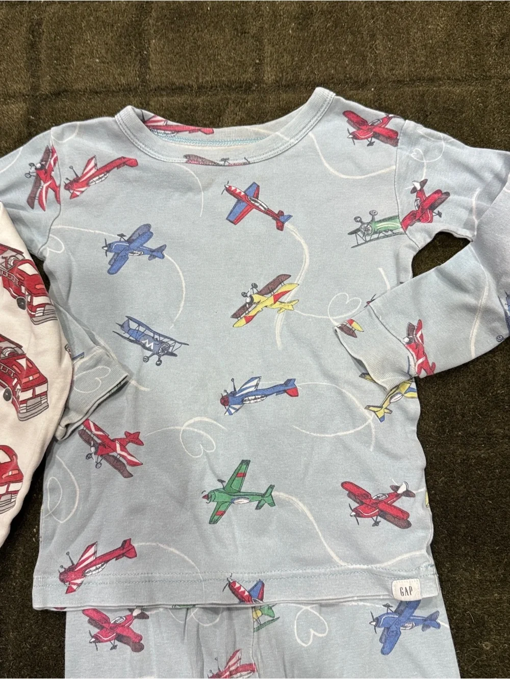 GAP - set of 2 - Kids Pajama Sets with Fire Truck/Light Blue Airplane Plane - 4T